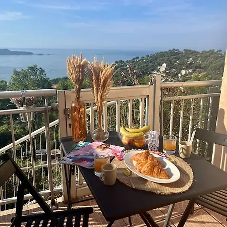 Avec Terrasse Privee Et Vue Exceptionnelle Apartment