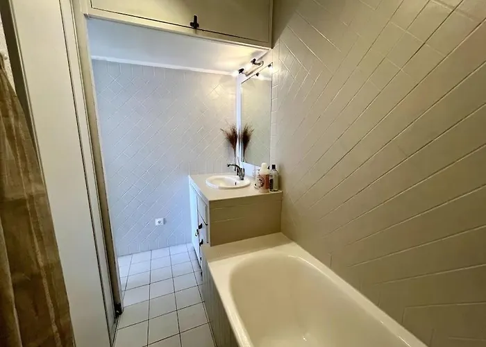 Apartment Avec Terrasse Privee Et Vue Exceptionnelle Hyères