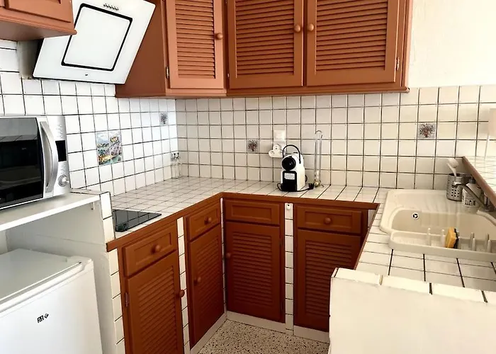 Apartment Avec Terrasse Privee Et Vue Exceptionnelle Hyères