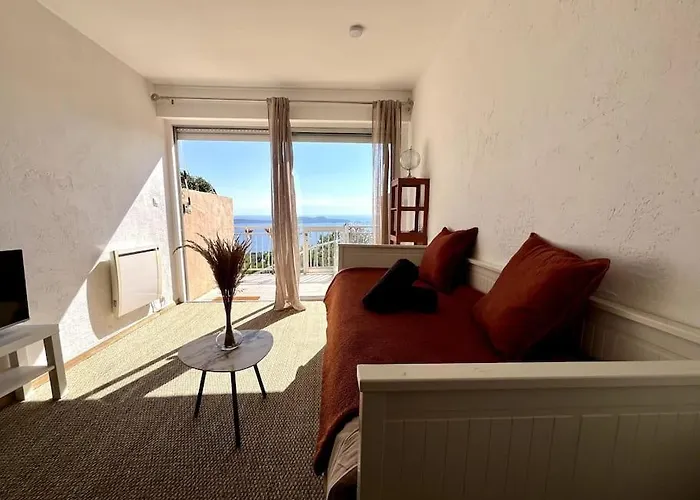 Avec Terrasse Privee Et Vue Exceptionnelle * Hyeres